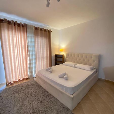 Myslym Shyri Studio 2 Тирана Экстерьер фото